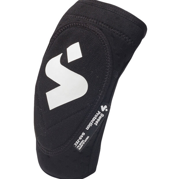835015_Elbow-Guards-Junior_BLACK_PRODUCT_1_Sweetprotection